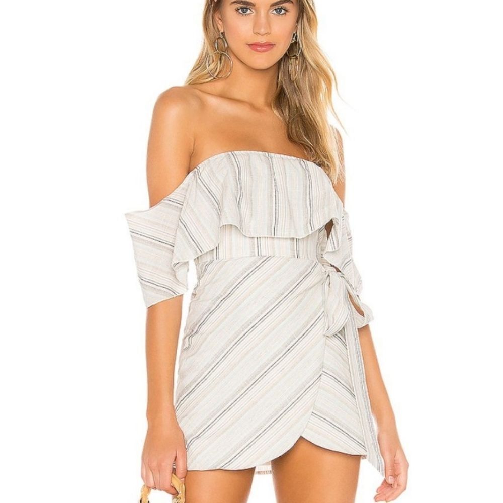 Superdown Kona off the shoulder Mini Dress in blue stripes